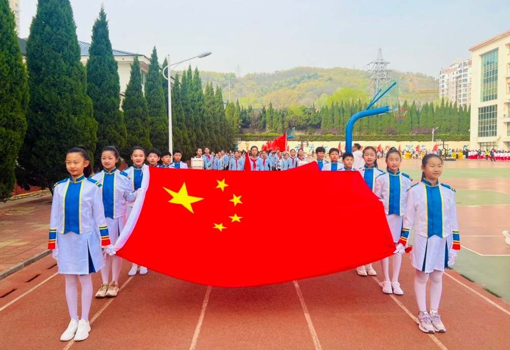 科技文體交融，“五育”之花盛放 ——北竹島小學(xué)第十四屆科技·文化·體育綜合運(yùn)動(dòng)會(huì)盛大開(kāi)幕